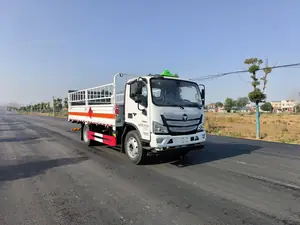 福田欧马可 5.2 米高栏板易燃气体运输车