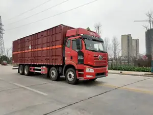 解放J6L前四后八危险品运输车实拍