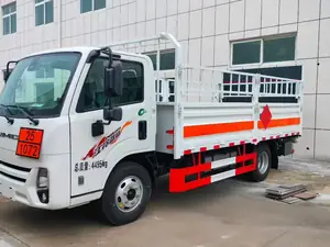 江铃顺达蓝牌苍栏式高栏危险品运输车实拍