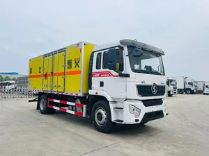 陕汽德龙L5000 6米8爆破器材危险品运输车实拍