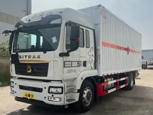 众德牌 重汽汕德卡 G5S 9.6 米危险品运输车实拍