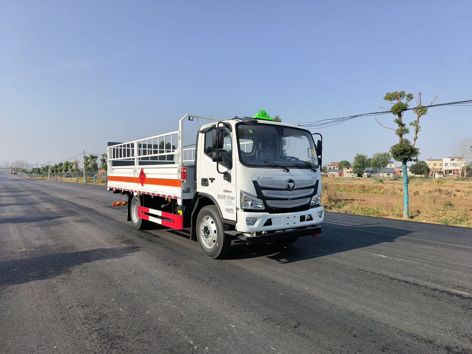 福田欧马可 5.2 米高栏板易燃气体运输车（2类·黄牌12吨·康明斯156马力）